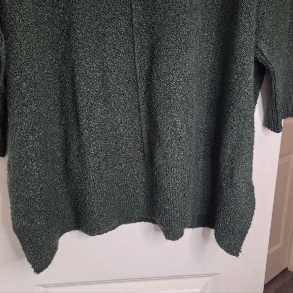 Wonderly Oversized Chunky Hunter Green Fuzzy Sweater - Picture 7 of 8